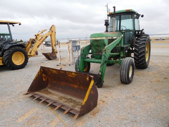 1978 JD 4240 TRACTOR, C&A, 3PT., PTO, QR, DUAL HYD., 20.8 X 38, W/ LOADER,