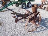 1 ROW PLANTER, STEEL WHEEL, HORSE DRAWN