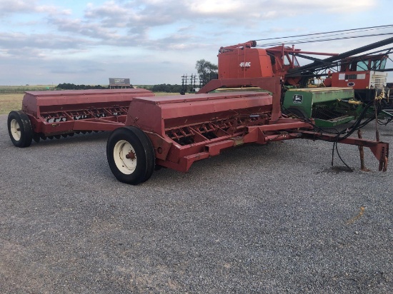 IH 5100 GRAIN DRILLS