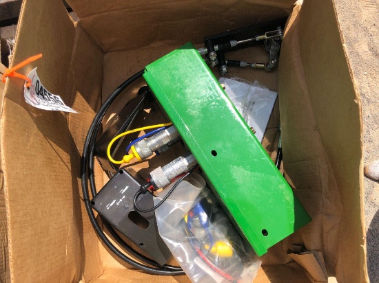 NEW JD LOADER CONTROL VALVE W/ JOYSTICK (FITS 30-50 SERIES)