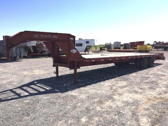 2017 L&L 25' EQUIPMENT TRAILER, 5' DOVETAIL, WOOD FLOOR, DUAL TANDEM AXLE