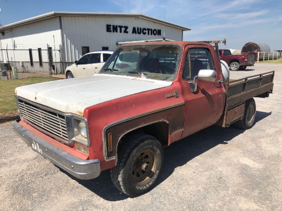 1975 CHEV. PICKUP 1/2 T. 4X4, PROPANE, FLATBED