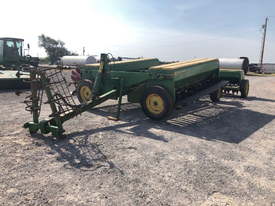 JD 8550 36' GRAIN DRILL