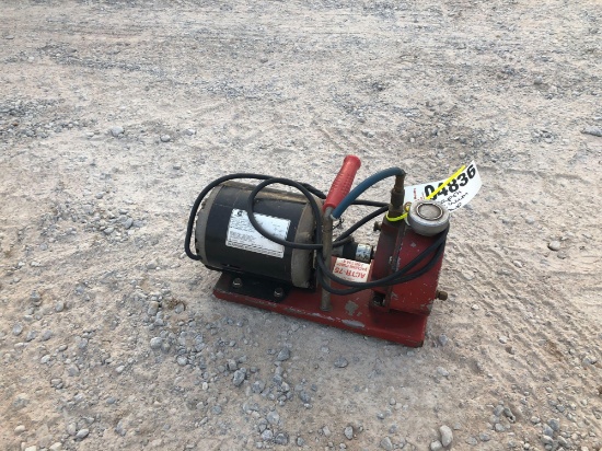 SNAP-ON VACUUM PUMP