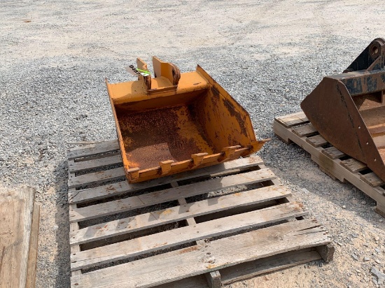 20" BACKHOE BUCKET