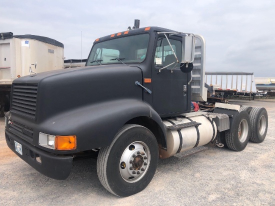 1994 IH SEMI TRUCK, DAY CAB