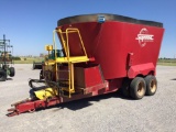 2012 SUPREME INTERNATIONAL 1200 T. VERTICAL MIXER, 8 T., DUAL TANDEMS, PTO