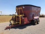 2008 SUPREME INTERNATIONAL 1200 T. VERTICAL MIXER, 8 T., DUAL TANDEMS, PTO