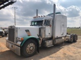 2001 PETERBILT 379 TRUCK