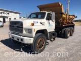 1990 FORD F900 SPREADER TRUCK, AUTO,