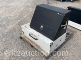 MED. PACK RAT WITH MONTEZUMA TOOL BOX