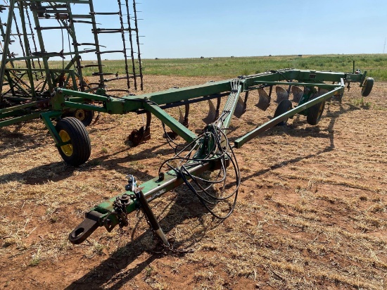 JOHN DEERE 3710 10 BOTTOM PLOW, ONLAND HITCH