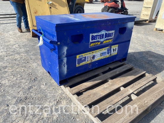 BETTER BUILT 40" X 23" X 25" JOB SITE TOOL BOX