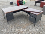 OFFICE DESK WITH RETURN