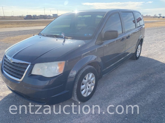 2008 CHRYSLER TOWN & COUNTRY MINI VAN, 3.3L V6,