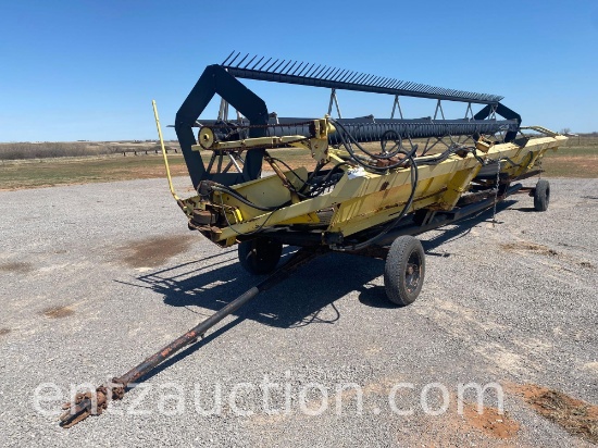 30' HONEYBEE HEADER, JD ADAPTERS WITH