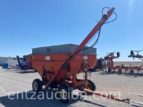 FICKLIN 231 GRAVITY WAGON WITH AUGER