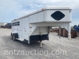 1998 S&H HORSE TRAILER, 6' X 17', 3 HORSE SLANT,