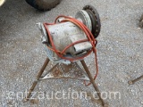 RIDGID 300 PIPE THREADER WITH STAND