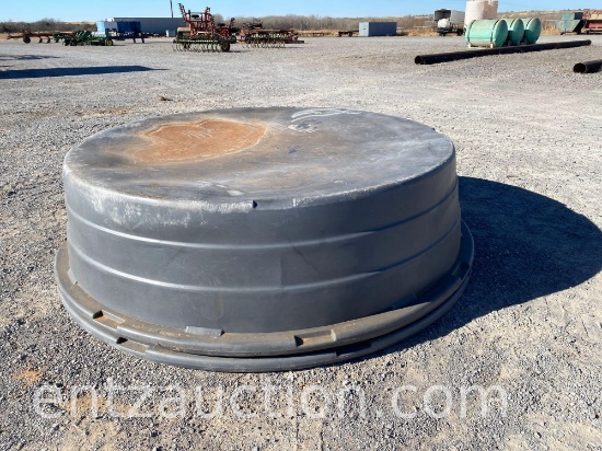 HASTINGS 8' X 2' STOCK TANKS, 580 GALLON