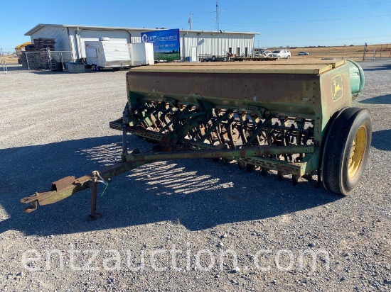 JD 8300 DRILL, SINGLE DISC, 7 1/2" SPACING