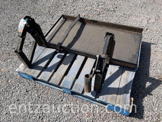 24'' X 44'' PLATFORM