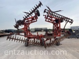 RICHARDSON 30' SWEEP PLOW, 6' X 5', REAR PICKERS,