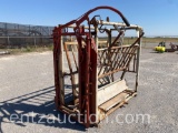 W-W MANUAL CATTLE CHUTE, LEFT HAND