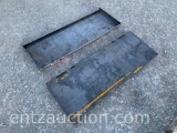 WELDABLE QUICK ATTACH PLATES, CLOSED CENTER,