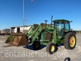 1982 JD 4240 TRACTOR, 3PT, PTO, 8 SPEED POWER