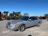 2003 FORD CROWN VICTORIA CAR, 4 DOOR, GAS,