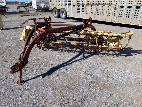 NEW HOLLAND SIDE DELIVERY RAKE, LEFT HAND