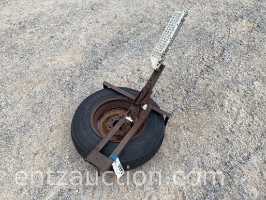 CLAY PIGEON THROWER