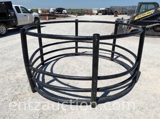 POLY HAY RING