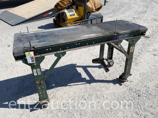 ASHLAND 19" X 5' CONVEYOR TABLE