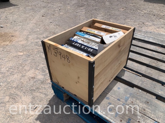 BOX OF VARIOUS PRECISION ROLLER CHAIN