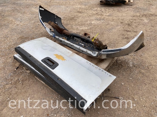 LOT OF 2 CHEVY TAILGATES & BUMPER RECEIVER