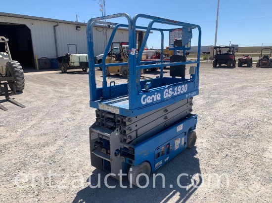 2013 GENIE GS-1930 SCISSORLIFT, ELECTRIC,