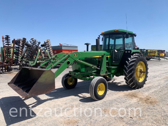 1980 JD 4240 TRACTOR, C&A, 3PT, PTO, QUAD RANGE,