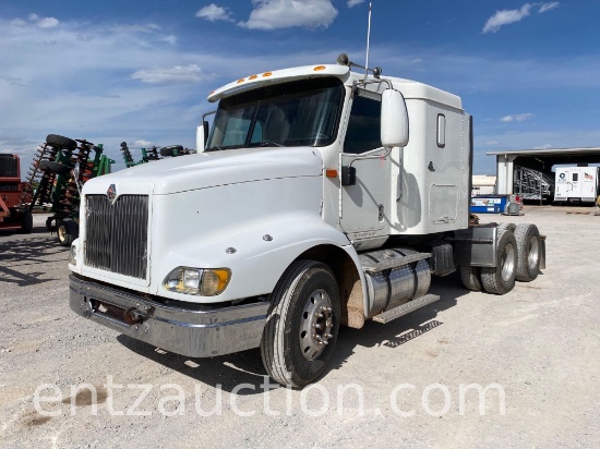 2001 IH 9200 SEMI, FLAT TOP, DETROIT 60 SERIES,