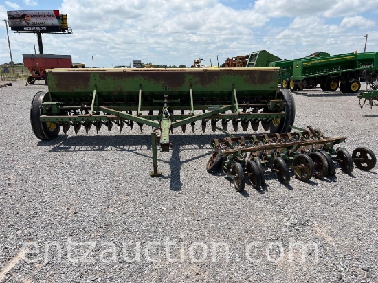 JD 208C DRILL W/ PRESS WHEELS, SD, 8"