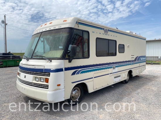 1994 WINNEBAGO BRAVE SE MOTOR HOME, 27',