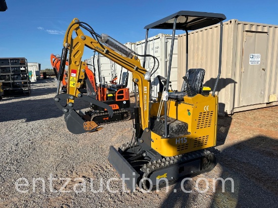 AGT MINI EXCAVATOR H15, 15" BUCKET,