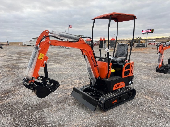 AGT INDUSTRIAL QH12R MINI-EX, 420 CC GAS ENGINE,