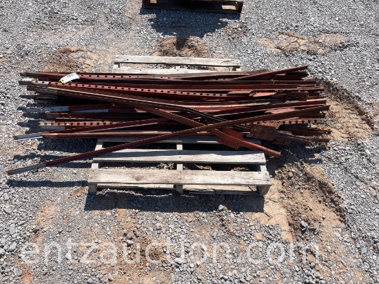 LOT OF 35 USED T-POSTS - VARIOUS SIZES & CONDITION