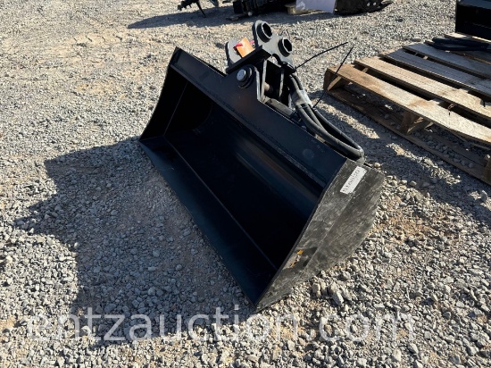 MINI EX 32" HYD. BUCKET
