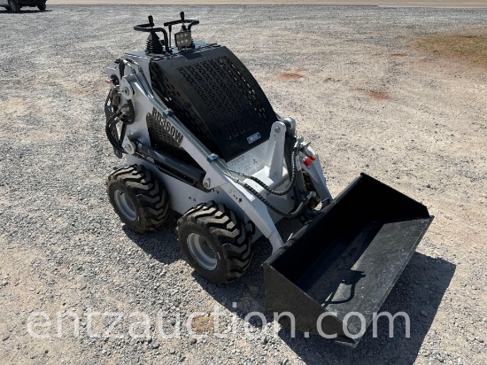 STAND UP MINI SKID STEER, 13.5 HP, MODEL: RD360W,