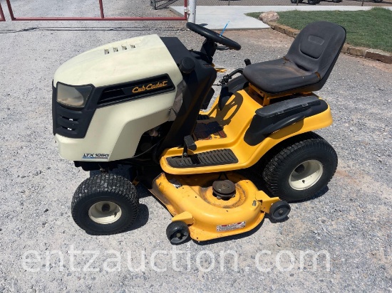 CUB CADET LTX 1050 RIDING LAWNMOWER, V TWIN,