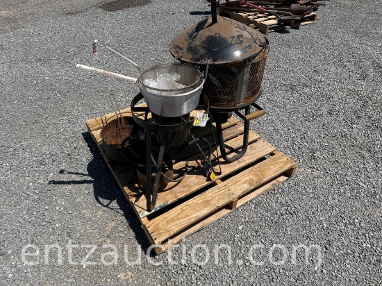CRAWFISH BOILER & CHARCOAL GRILL