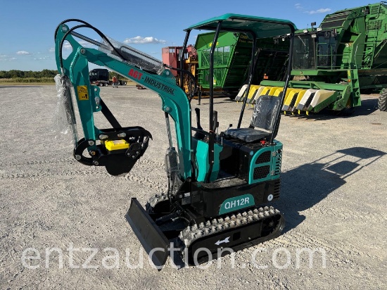 AGT QH12R MINI EX, OPEN CAB, ROPS, 48" TRACKS,